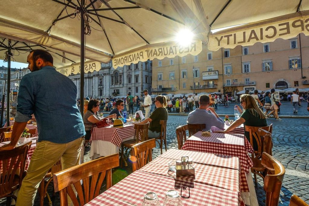 Cafe am Piazza Navona - 24 Stunden Rom